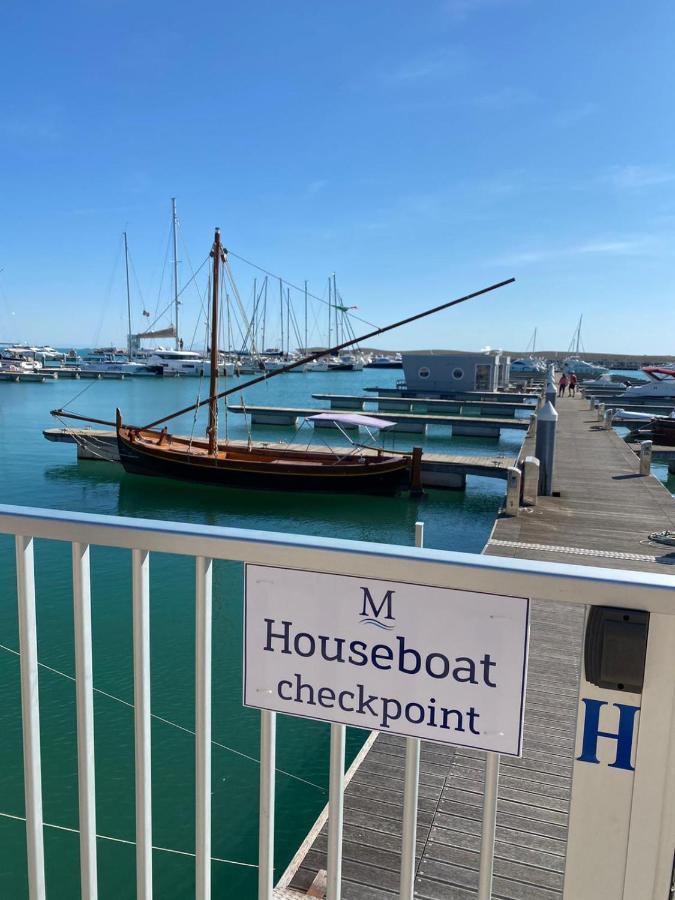 Marina Del Gargano Houseboat Hotel Manfredonia Buitenkant foto
