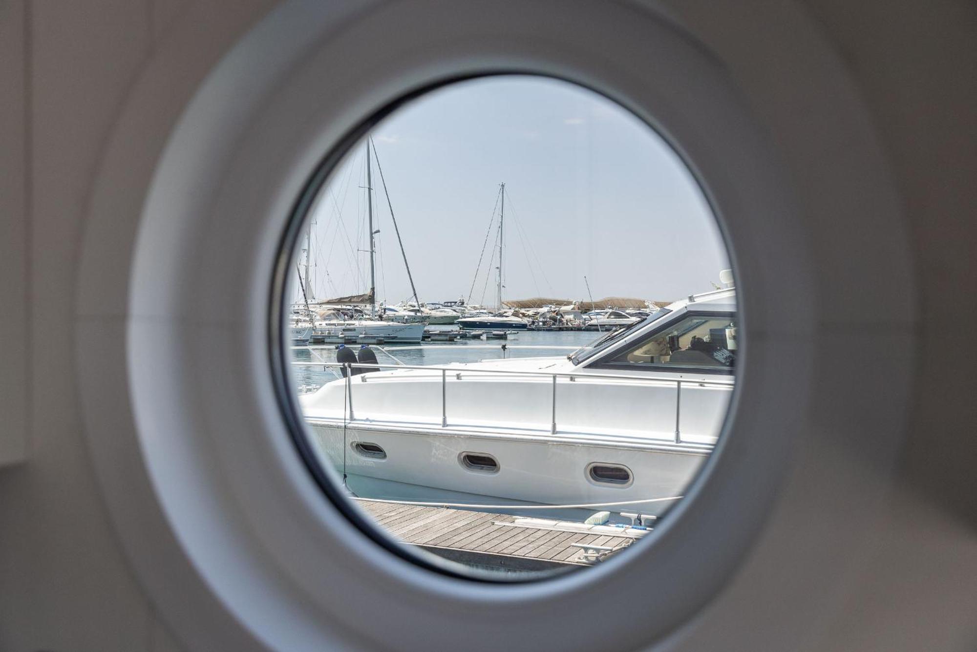 Marina Del Gargano Houseboat Hotel Manfredonia Buitenkant foto