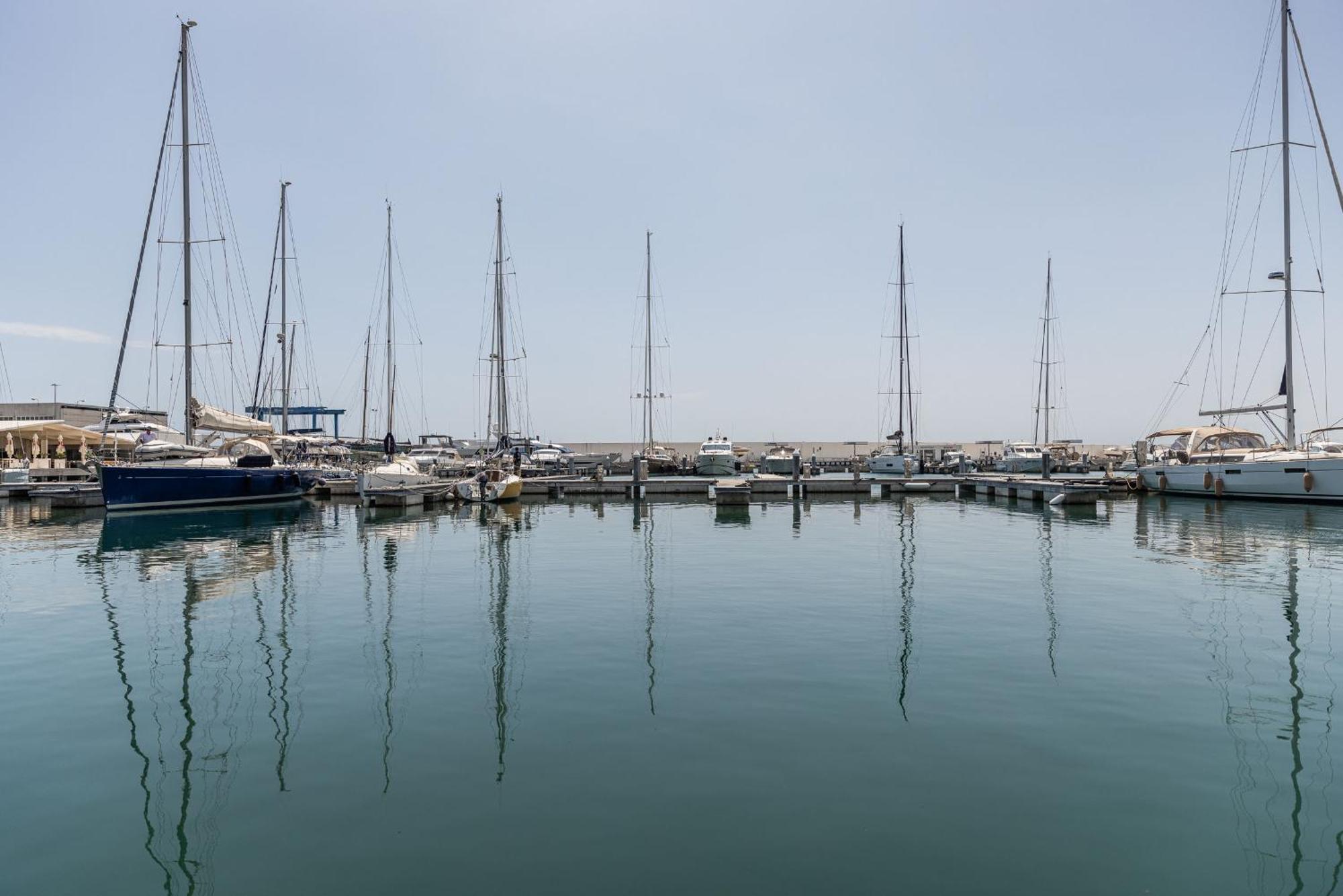 Marina Del Gargano Houseboat Hotel Manfredonia Buitenkant foto